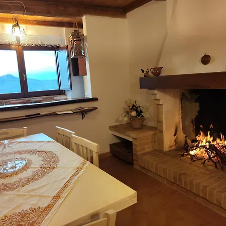 Graziesole Pietra Διαμέρισμα Penna San Giovanni